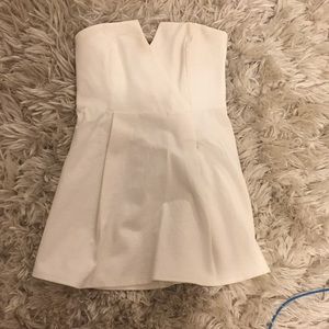 LULU’s white short dress! Size xsmall